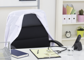 Como o médico pode se preparar para investir no próprio consultório