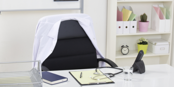 Como o médico pode se preparar para investir no próprio consultório