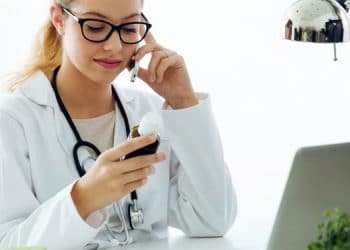 Softwares de gestão de consultório: por que tê-los e como escolher o melhor