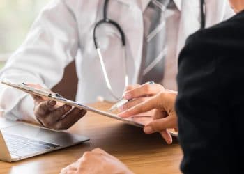 Tire 7 dúvidas sobre Declaração de IRPJ em consultórios e clínicas