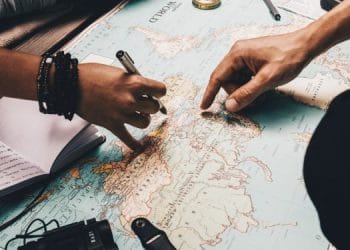 Orçamento: viajar com dinheiro, cartão ou pré-pago?