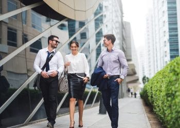 Como fazer networking durante viagens de negócios