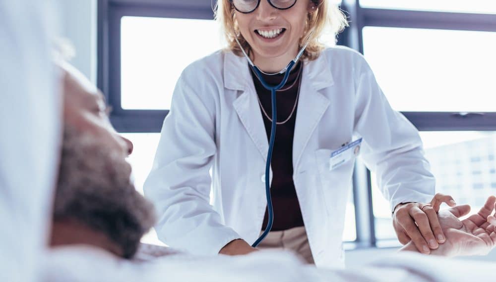 Política de ‘portas abertas’ na UTI diminui casos de delirium