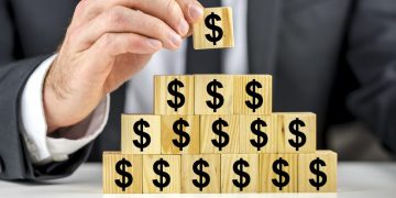 Investimentos que prometem rendimentos milagrosos podem ser pirâmide