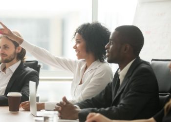 Networking: 3 dicas para vencer a timidez