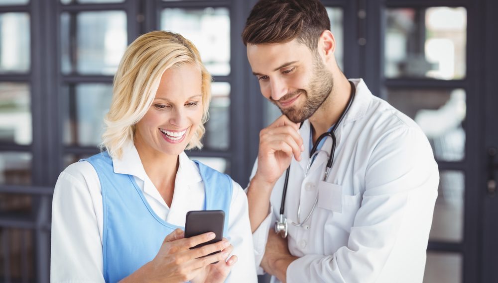 Doutor, cuidado com o WhatsApp!