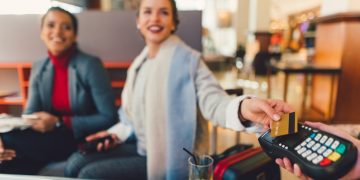 Entenda as novas regras do cartão de crédito e como as mudanças te afetam