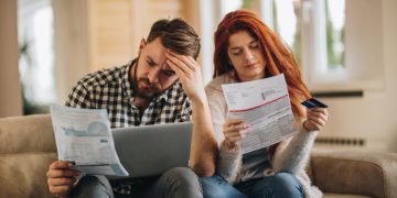 Crédito fácil levou 59% dos brasileiros a comprar por impulso