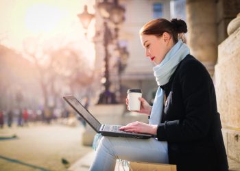 O que você precisa ponderar antes de investir em uma especialização fora do país