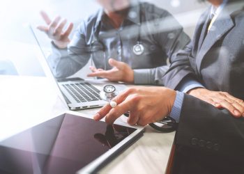 Como administrar o consultório com poucos recursos