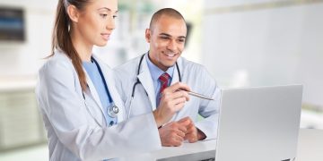 Como criar um site de sucesso para sua clínica ou consultório