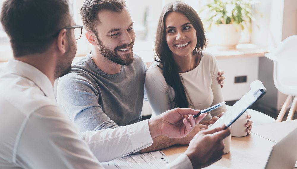 O que fazer depois de investir seu dinheiro