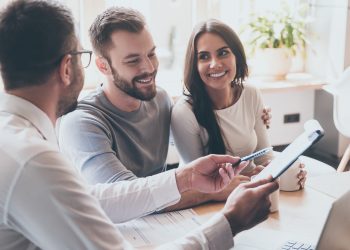 O que fazer depois de investir seu dinheiro