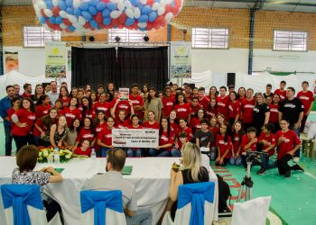 Projeto leva conceitos do cooperativismo para crianças e adolescentes