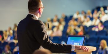 5 TED Talks para motivar sua carreira