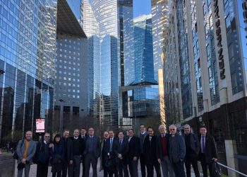 Vencedores do Prêmio Inova+Saúde visitam cases de inovação na França