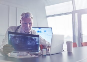 A importância de orientar seus pacientes a cuidarem da saúde oral