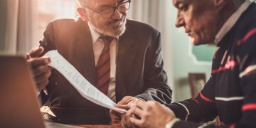 Por que seu gerente de banco não deve ser seu consultor de investimentos?