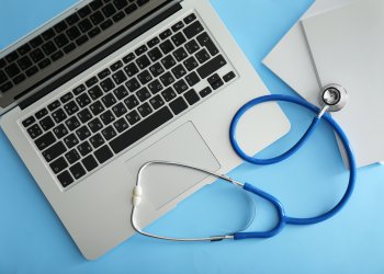 Como a digitalização pode ajudar sua clínica ou consultório?