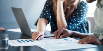 Como escolher uma corretora de valores?