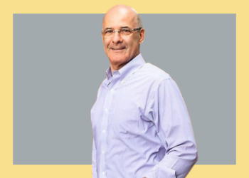 Unimed-BH lança livro para comemorar 50 anos de história