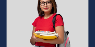 Unimed-BH lança livro para comemorar 50 anos de história