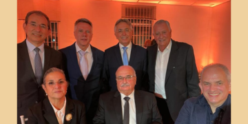 Unimed Poços de Caldas recebe lideranças nacionais em inauguração