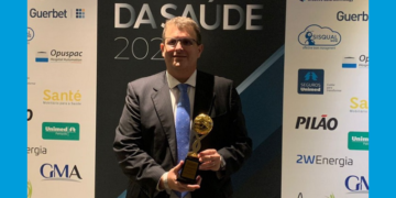 Seguros Unimed ganha Prêmio Líderes da Saúde 2021