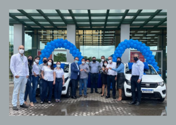 Viva Vida: Seguros entrega carros à Unimed Vale do Aço