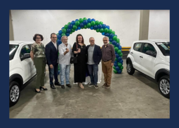 Seguros Unimed entrega carros às campeãs do Prêmio Viva Vida