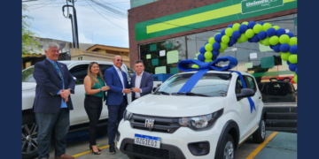 Viva Vida: Seguros Unimed entrega carros às ganhadoras nortistas