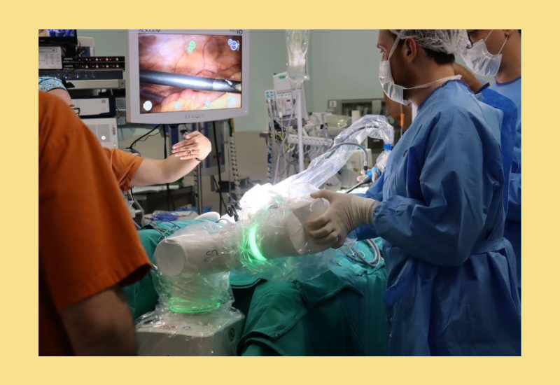 Centro de Cirurgias Robóticas da Unimed Litoral completa um ano e se torna referência