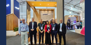 Estande da InvestCoop recebe Unimeds