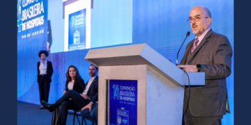 Fábio Gastal ressalta importância da acreditação para garantir qualidade dos serviços