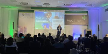 Diretor da Seguros Unimed discute o futuro da saúde no 11º Encontro de Saúde Coletiva de Curitiba