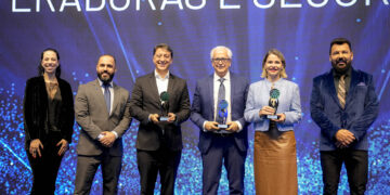 Seguros Unimed representa o Sistema Unimed no Prêmio Líderes da Saúde 2024