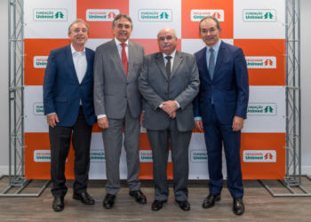 Faculdade Unimed anuncia parcerias, reinaugura biblioteca e celebra o conhecimento