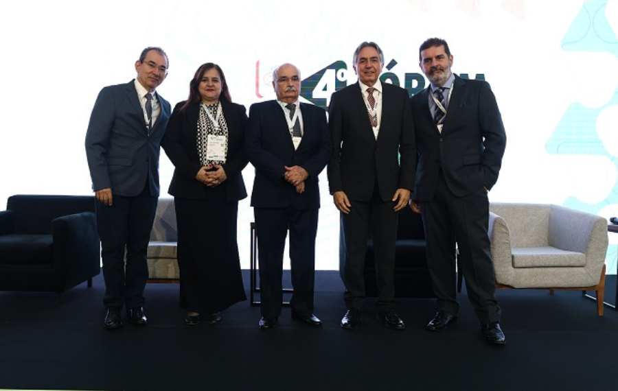 Helton Freitas debate Reforma Tributária em Florianópolis