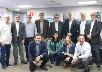 Comunicação Assertiva reúne líderes da Seguros Unimed, Unimed Participações e da InvestCoop