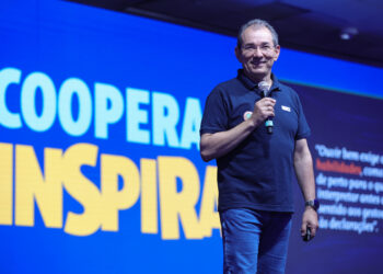 Coopera+Inspira: evento da Seguros Unimed reconhece colaboradores em clima de festival da música