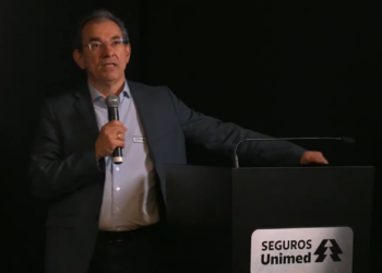 Helton Freitas no Data & AI Fórum: ‘nosso papel é intercooperar para complementar o portfólio das Unimeds’