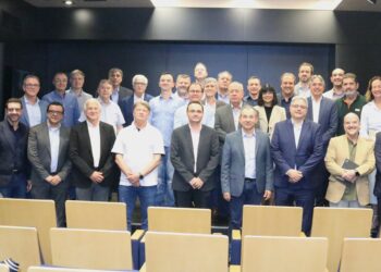 Conexão Unimed Day: ‘a Seguros Unimed nasceu com propósito de servir’, afirma Helton Freitas