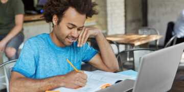 Vestibular: Faculdade Unimed abre inscrições com bolsas de 60% a 100%