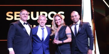 Seguradora recebe Prêmio Consumidor Moderno por excelência em serviços ao cliente em seguros e planos de saúde