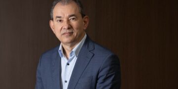 ‘Inovar não é mais opção. É condição de permanência’, reforça Helton Freitas