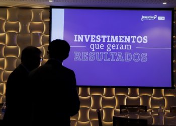 Com 130 Unimeds clientes, InvestCoop atinge R$ 7 bilhões em ativos sob gestão 