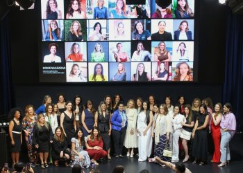 Superintendente de Marketing da Seguros Unimed recebe Prêmio Liderança Feminina 2025