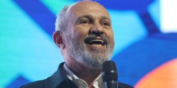 Entrevista: ‘A força do modelo cooperativista está na união’, afirma Paulo Hartung